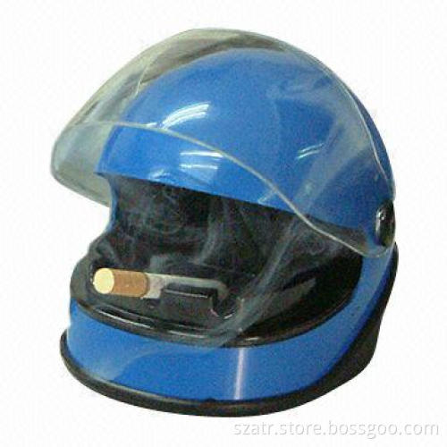 Helmet-shaped Ashtray, Made of Plastic, Available in Various Colors